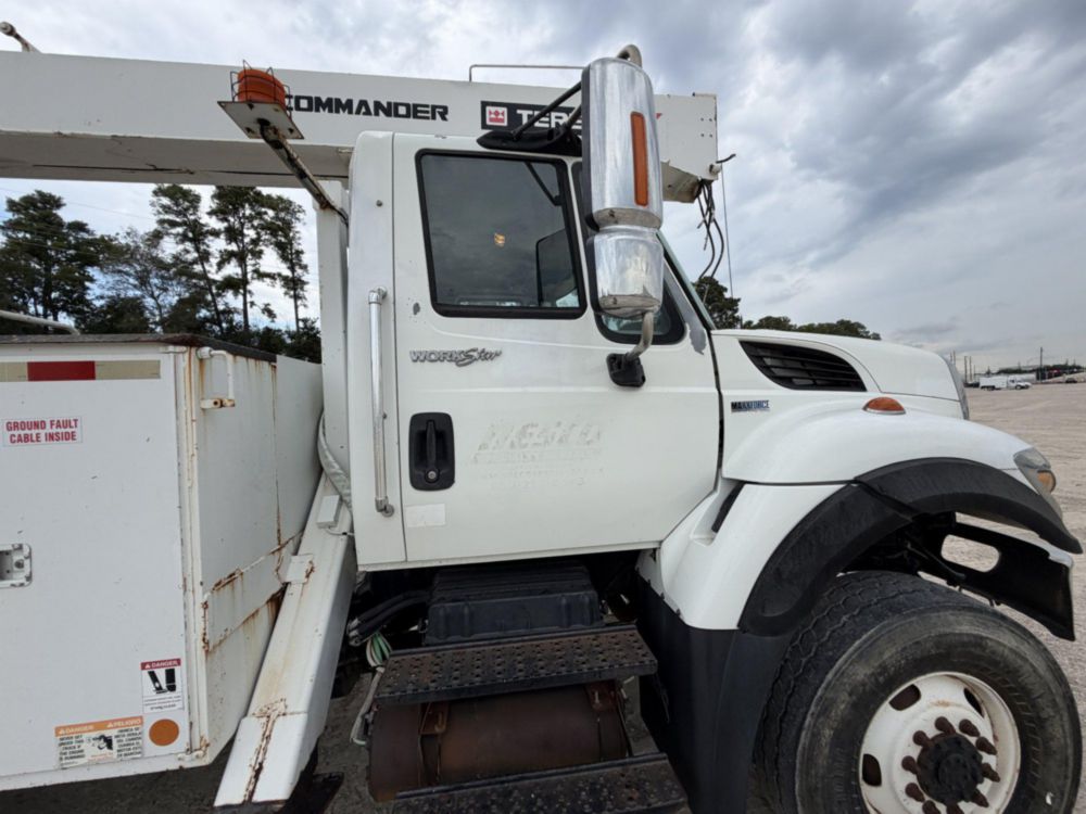 2012 International 7400 6x6 Terex Commander "Incomplete"6060 Digger Derrick Truck