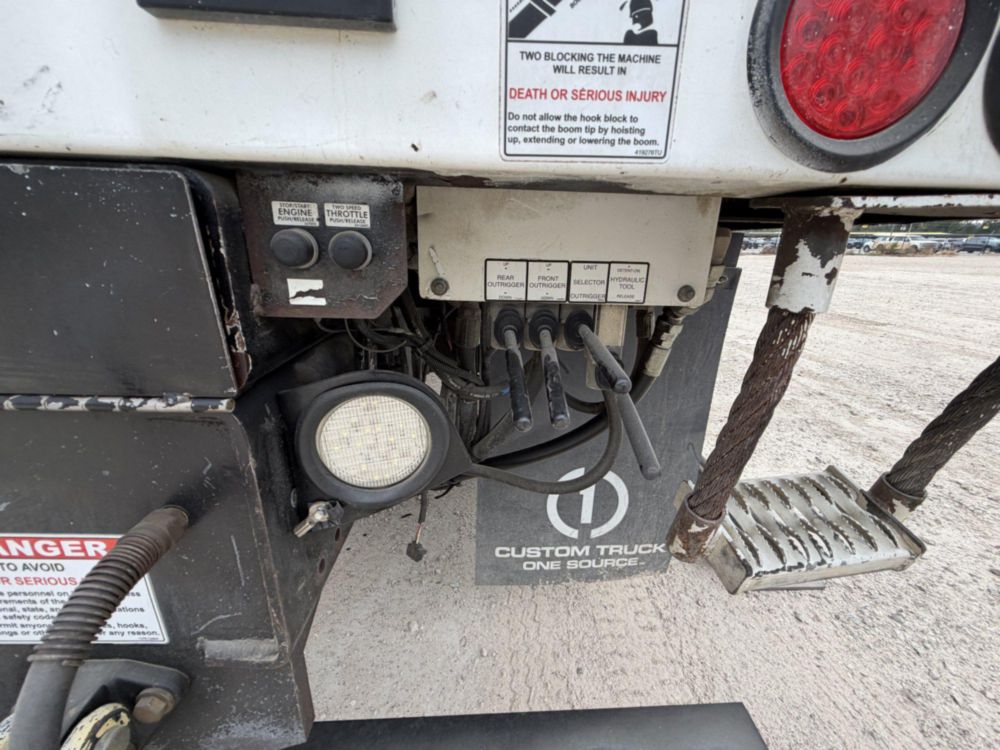 2017 Freightliner M2 Terex Commander 4047 Digger Derrick Truck