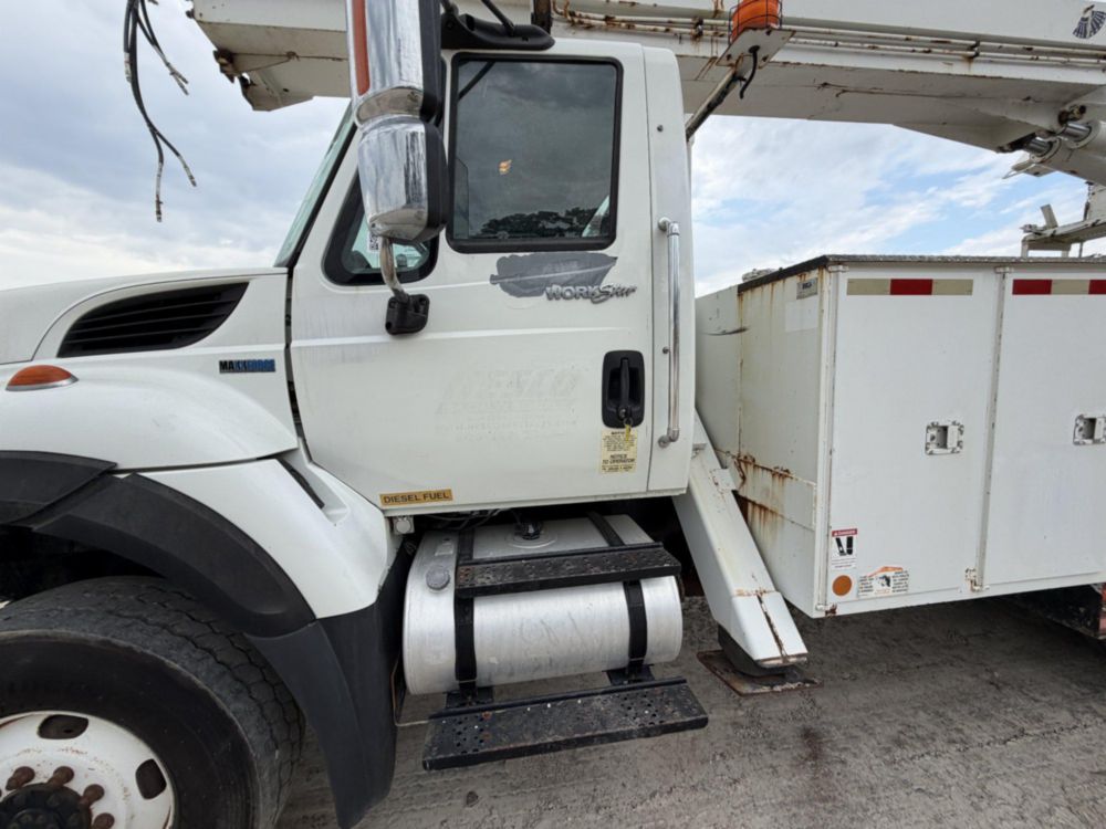 2012 International 7400 6x6 Terex Commander "Incomplete"6060 Digger Derrick Truck