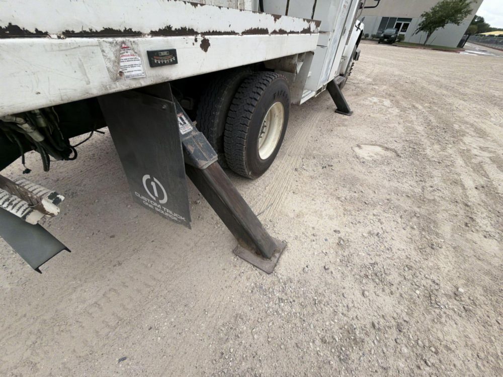 2017 Freightliner M2 Terex Commander 4047 Digger Derrick Truck