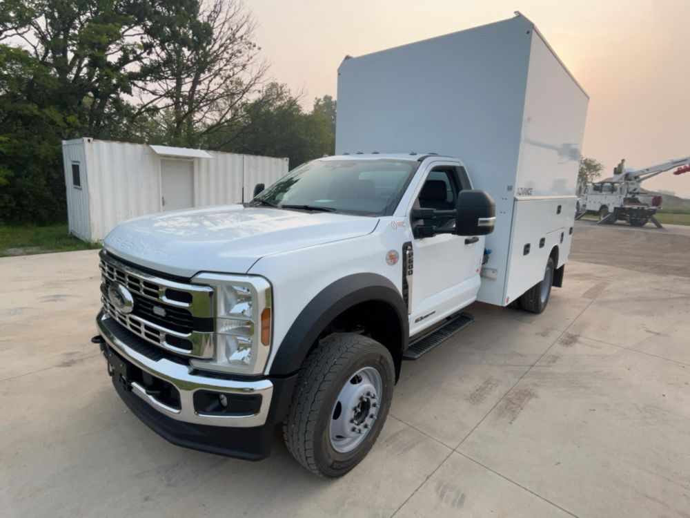 2026 Ford F600 4x4 Service Truck