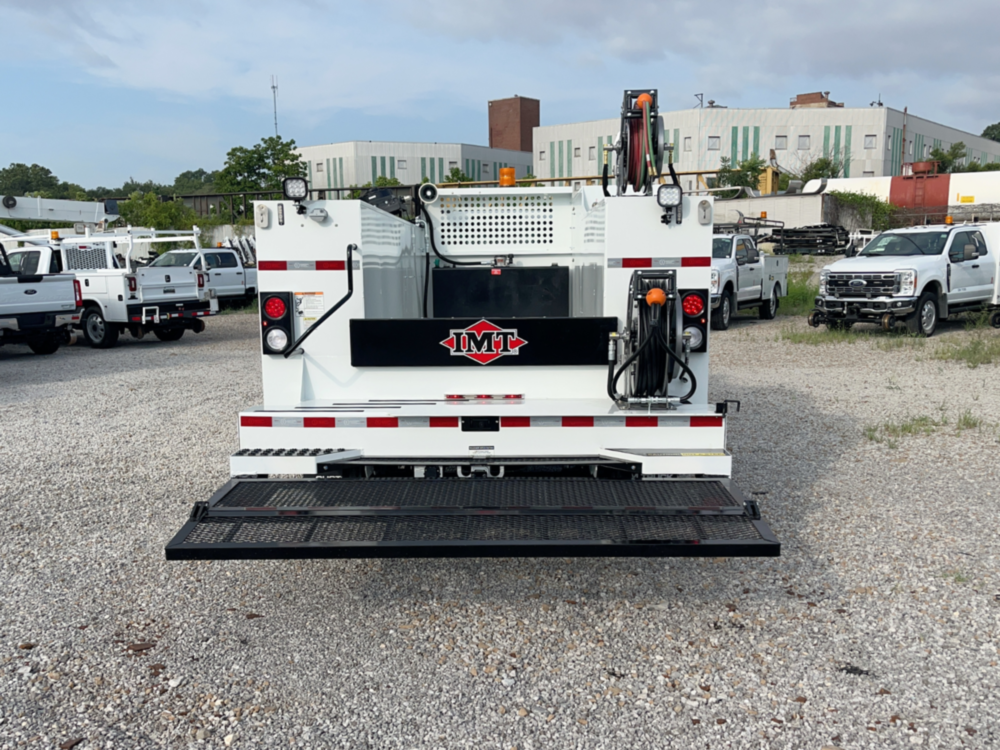 2025 Ford F550 4x4 Hi-Rail Service Truck