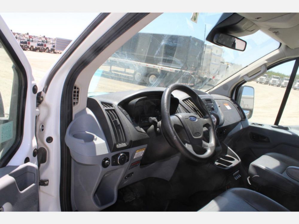 2019 Ford T-350 Versalift Vantel-29-NE Bucket Truck