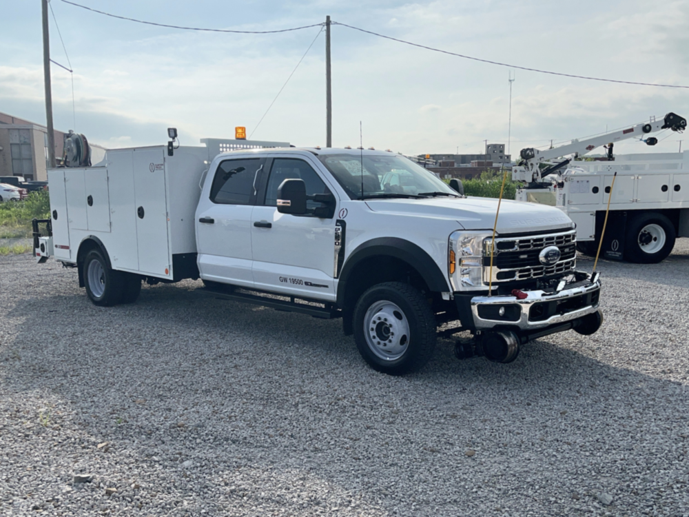 2025 Ford F550 4x4 Hi-Rail Service Truck