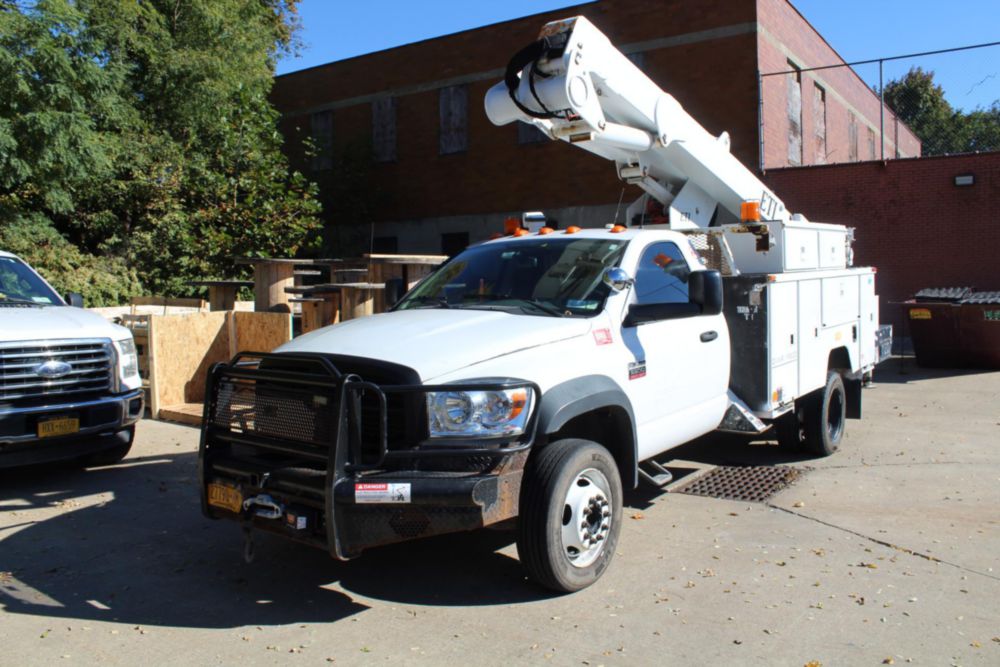2010 Dodge 5500 4x4 ETI ETC MH-37IH Material Handler Bucket Truck