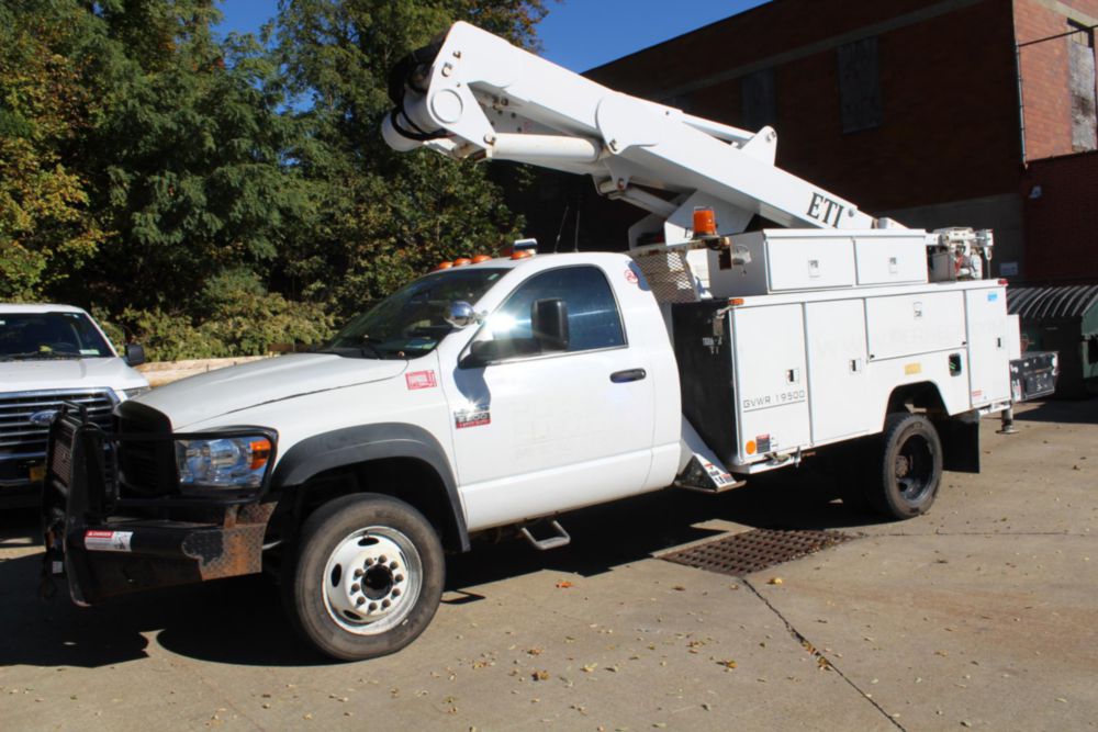 2010 Dodge 5500 4x4 ETI ETC MH-37IH Material Handler Bucket Truck