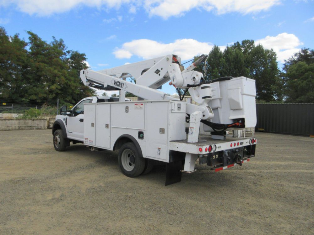 2019 Ford F-550 4x4 Versalift VST-47-MHI Bucket Truck
