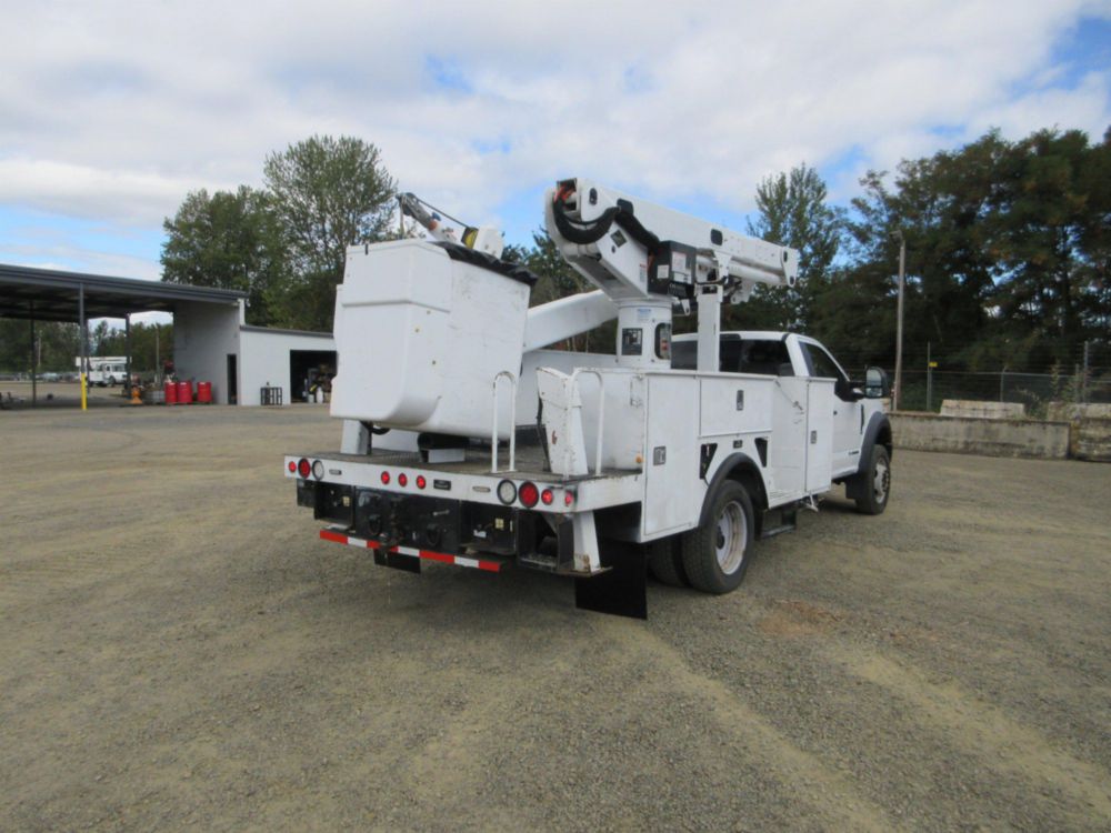 2019 Ford F-550 4x4 Versalift VST-47-MHI Bucket Truck