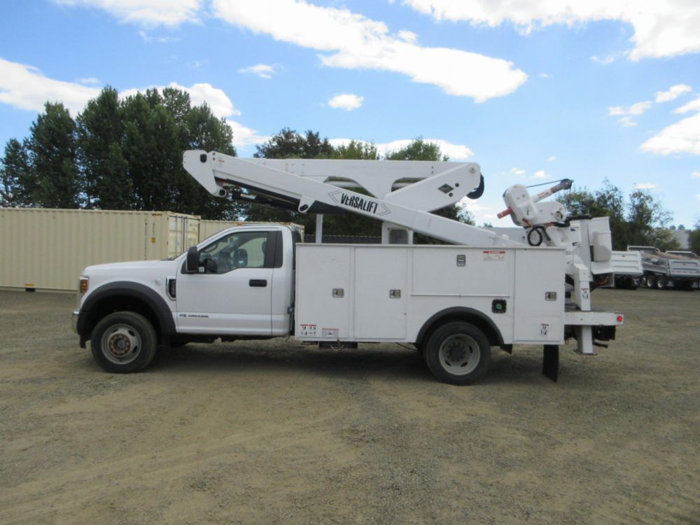 2019 Ford F-550 4x4 Versalift VST-47-MHI Bucket Truck