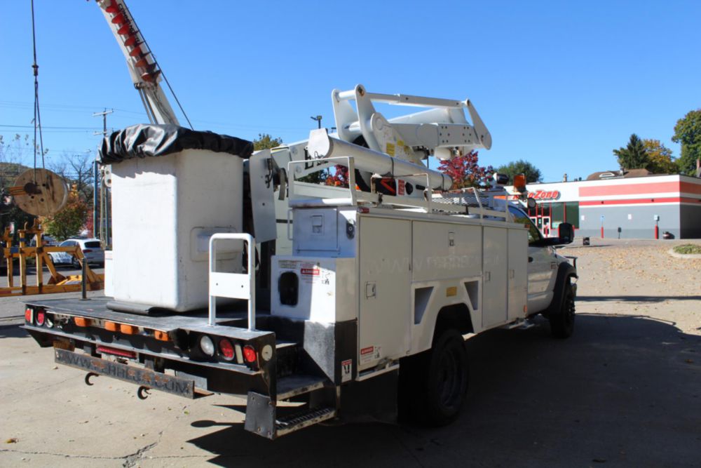 2010 Dodge 5500 4x4 ETI ETC MH-37IH Material Handler Bucket Truck