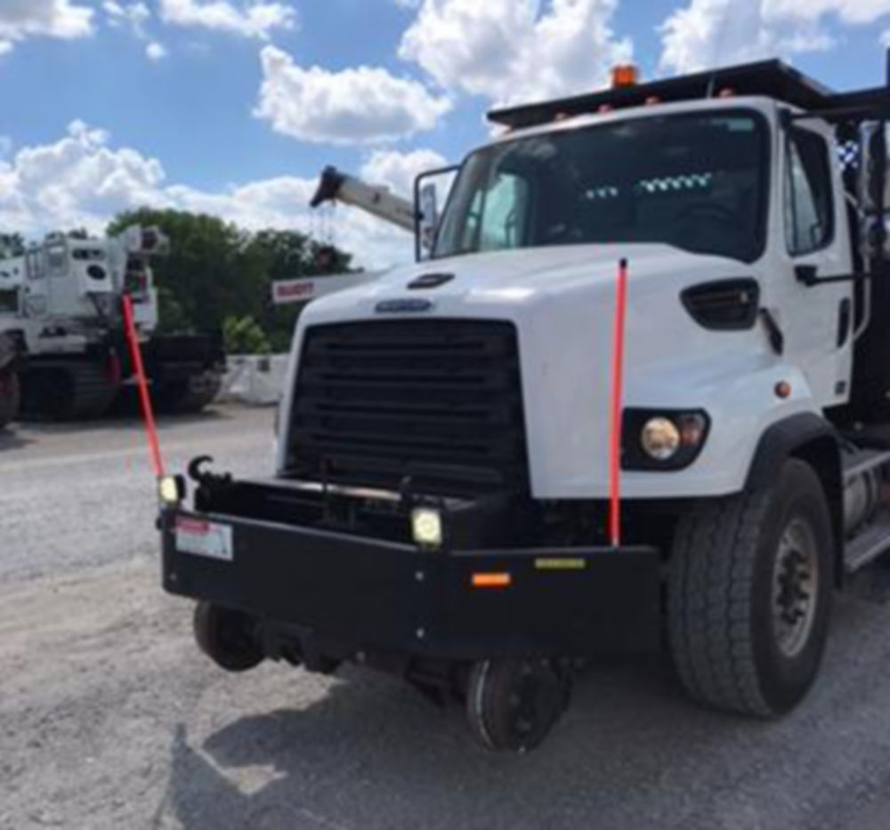 11,130 lbs 66,000 lbs Hi-Rail Grapple