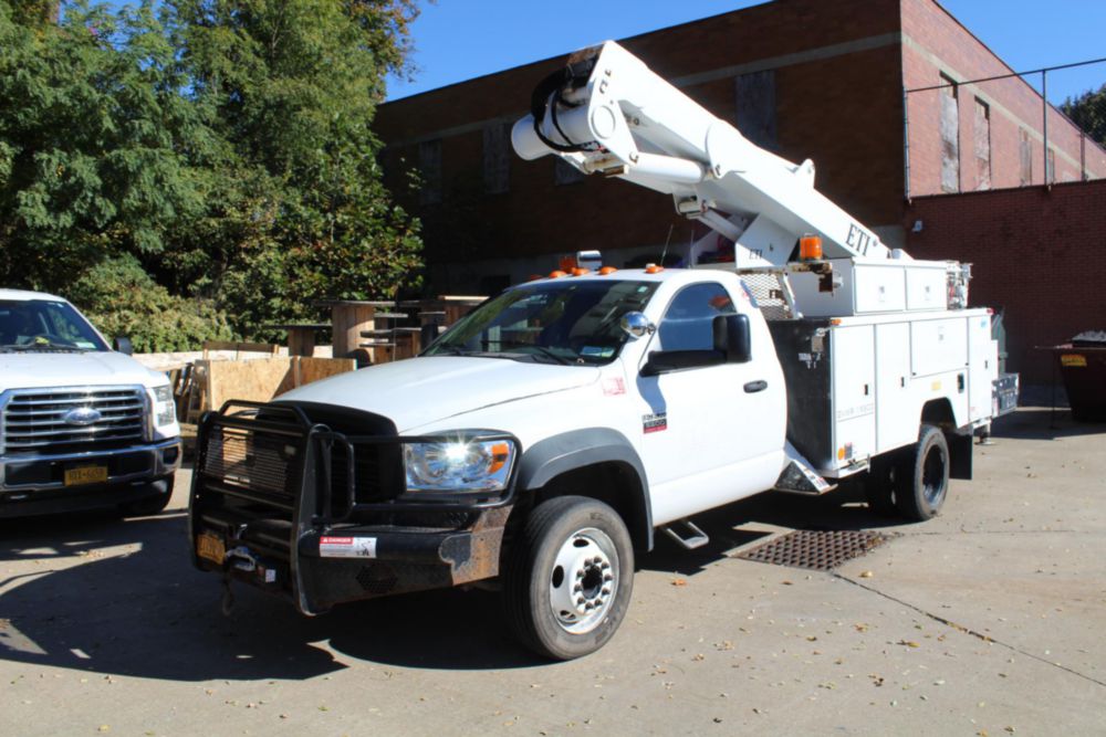 2010 Dodge 5500 4x4 ETI ETC MH-37IH Material Handler Bucket Truck