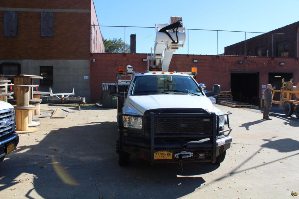 2010 Dodge 5500 4x4 ETI ETC MH-37IH Material Handler Bucket Truck