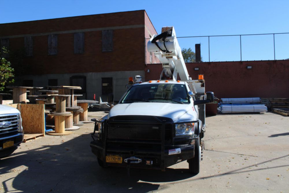 2010 Dodge 5500 4x4 ETI ETC MH-37IH Material Handler Bucket Truck