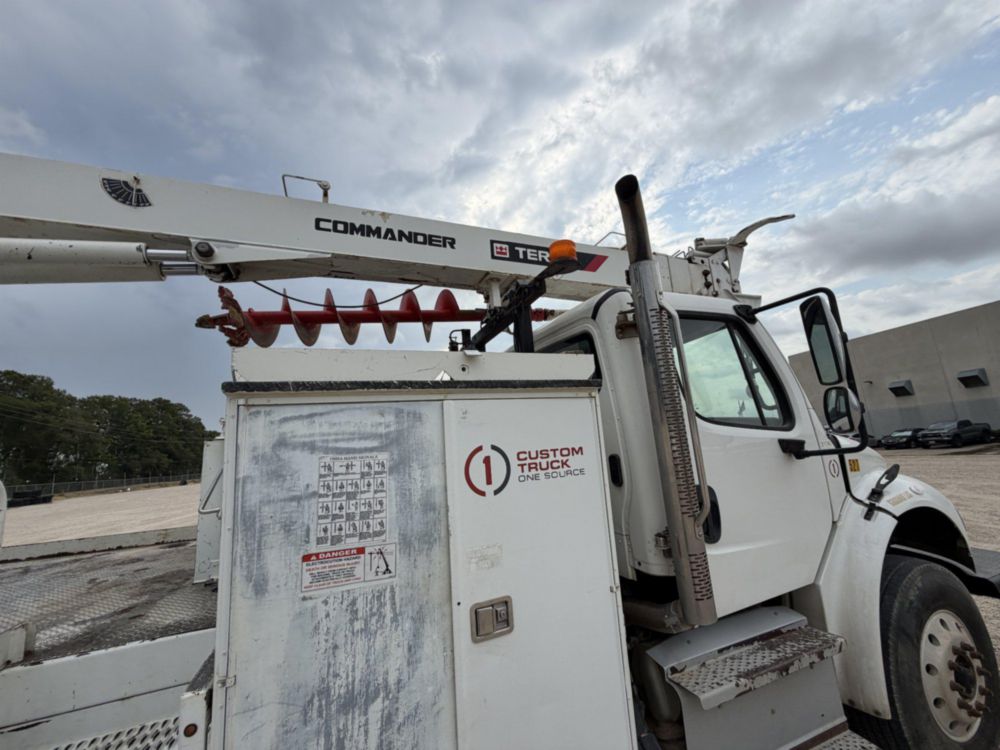 2017 Freightliner M2 Terex Commander 4047 Digger Derrick Truck