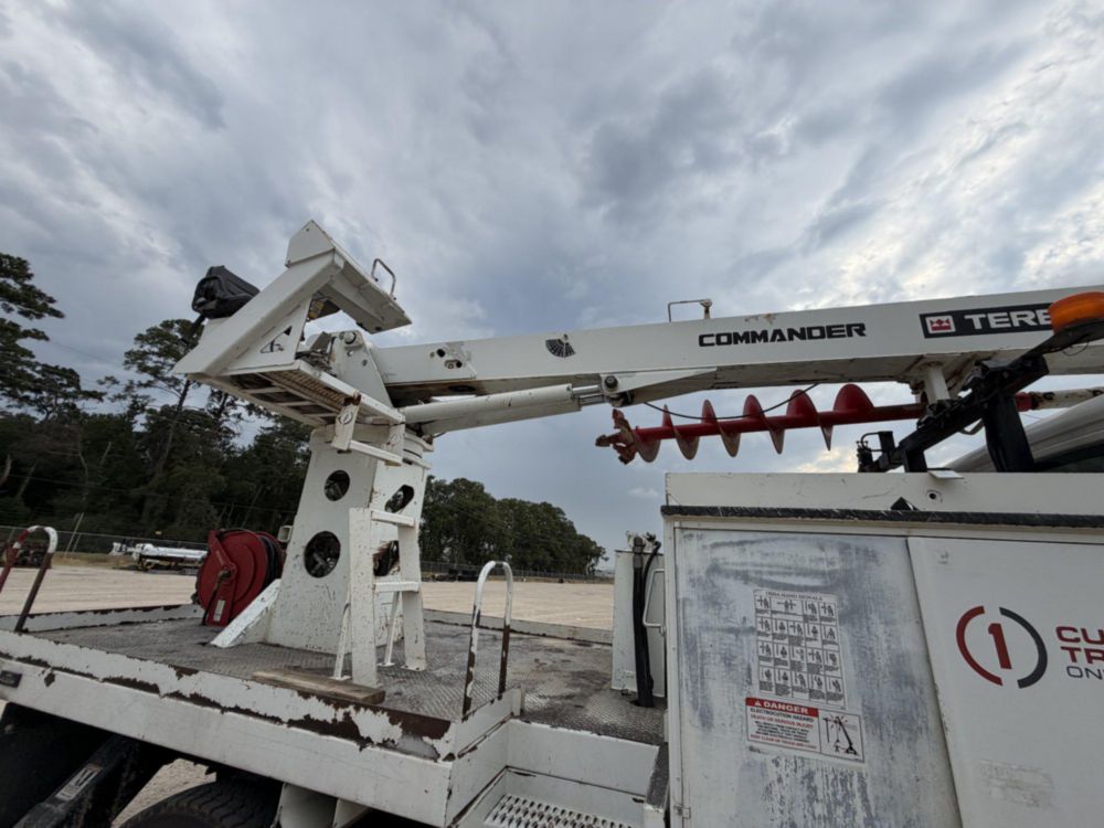 2017 Freightliner M2 Terex Commander 4047 Digger Derrick Truck