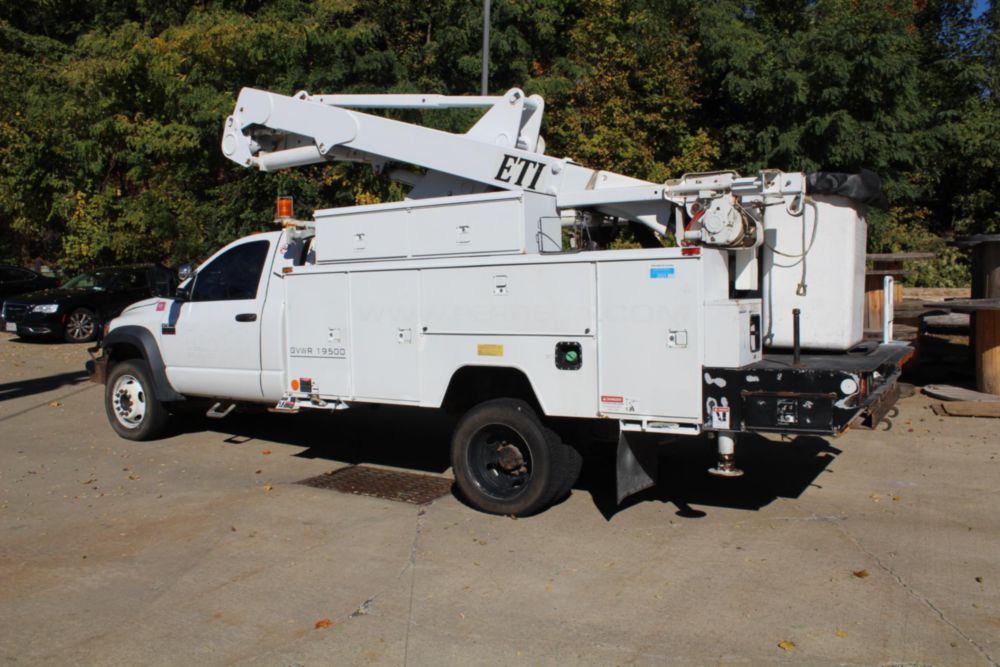 2010 Dodge 5500 4x4 ETI ETC MH-37IH Material Handler Bucket Truck