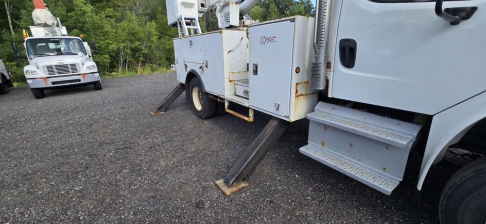 2017 Freightliner M2 4x2 Terex HRX-55 Material Handler Bucket Truck