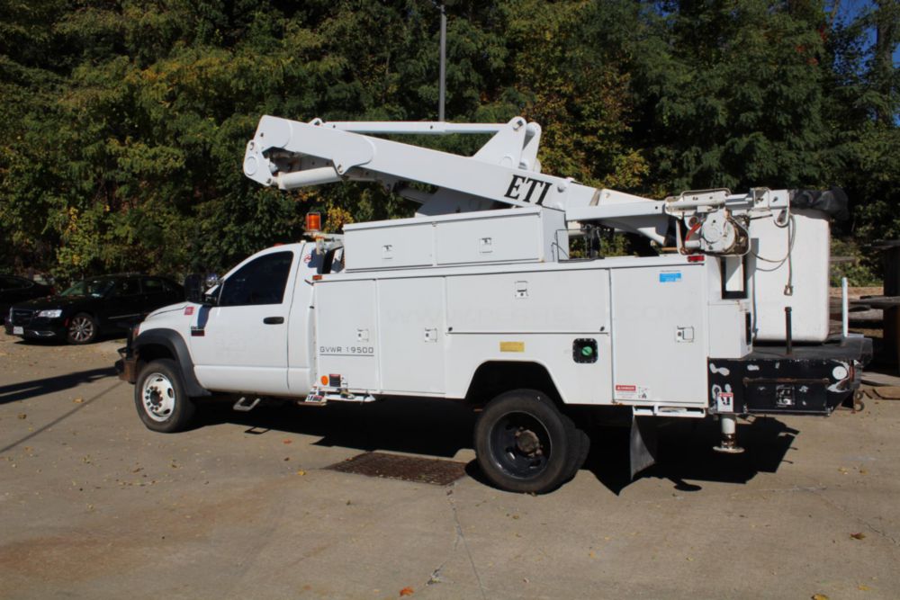 2010 Dodge 5500 4x4 ETI ETC MH-37IH Material Handler Bucket Truck
