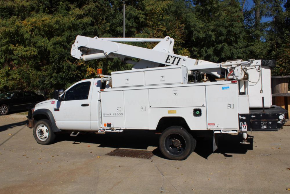2010 Dodge 5500 4x4 ETI ETC MH-37IH Material Handler Bucket Truck