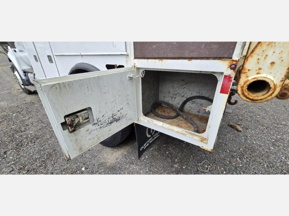 2018 Ford F-750 4x2 Versalift VTP-40-NE Cable Placer Truck