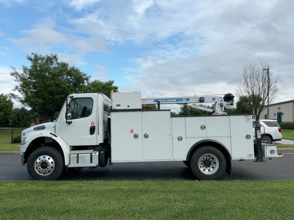 2018 Freightliner M2106 4x2 Load King Voyager II Service Truck With Crane