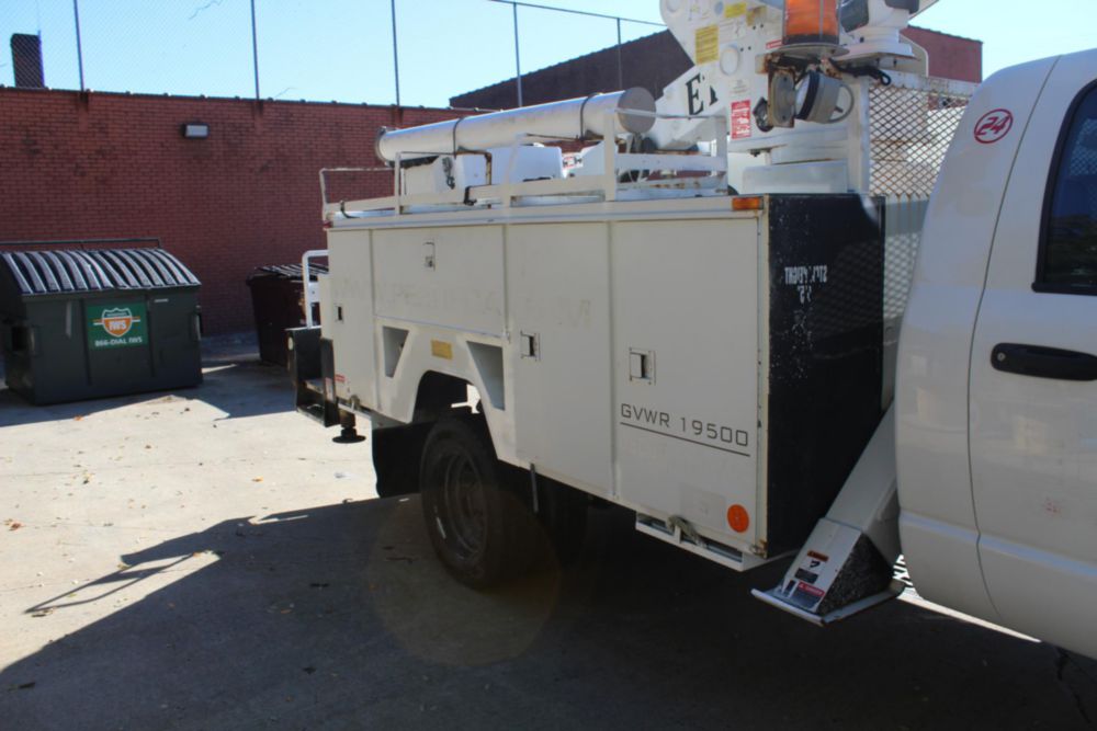 2010 Dodge 5500 4x4 ETI ETC MH-37IH Material Handler Bucket Truck