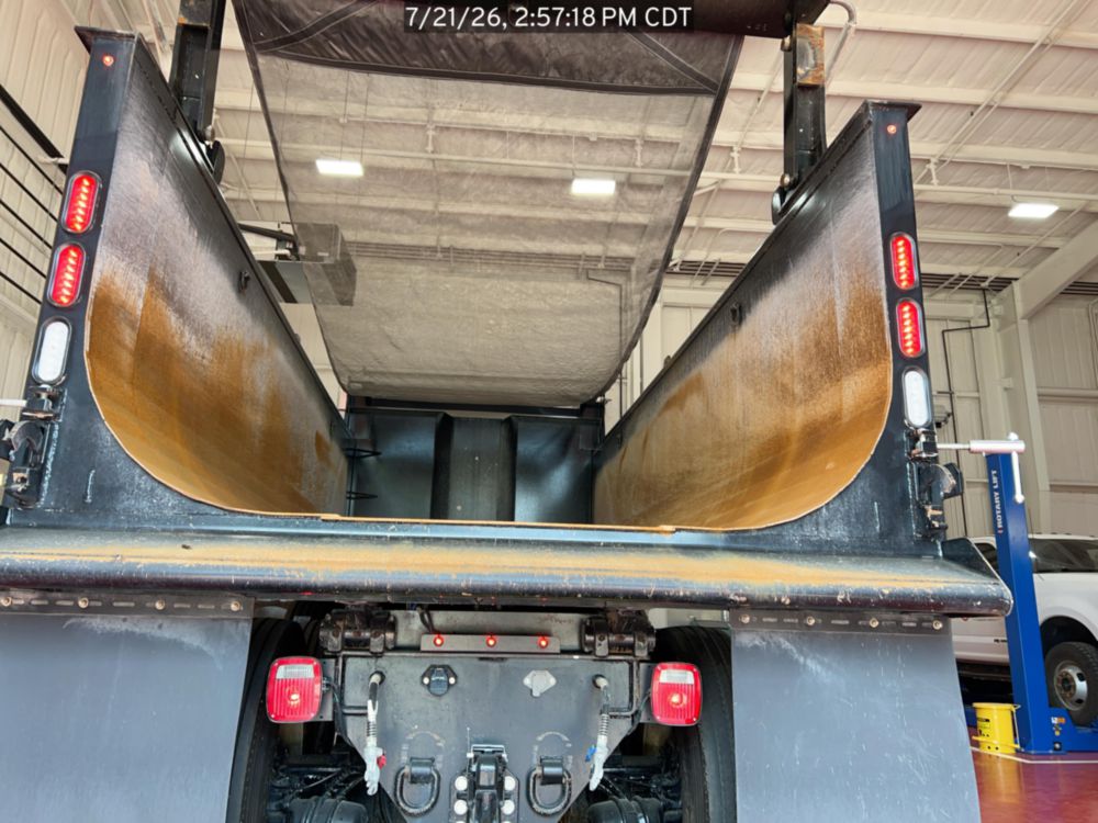 2026 Peterbilt 567 10x4 18' Load King Dump Truck
