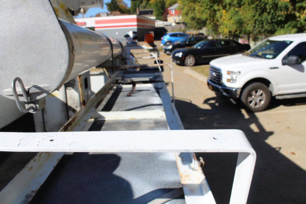 2010 Dodge 5500 4x4 ETI ETC MH-37IH Material Handler Bucket Truck