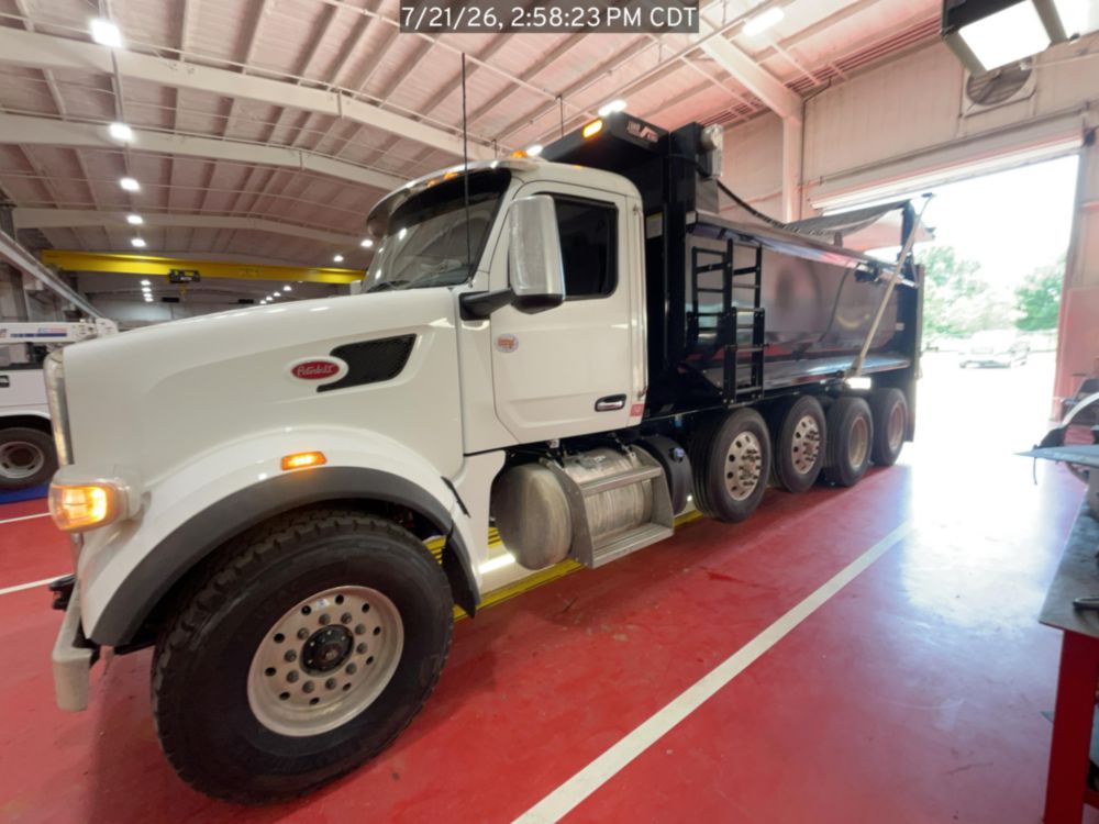 2026 Peterbilt 567 10x4 18' Load King Dump Truck