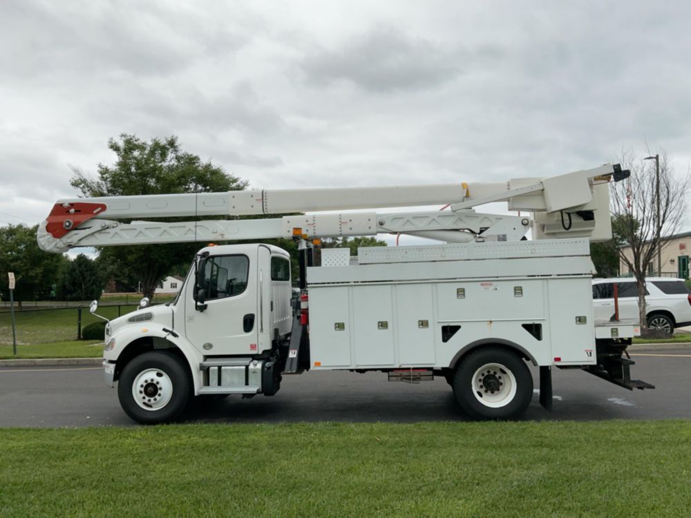 2019 Freightliner M2106 4x2 Terex HRX60 Bucket Truck
