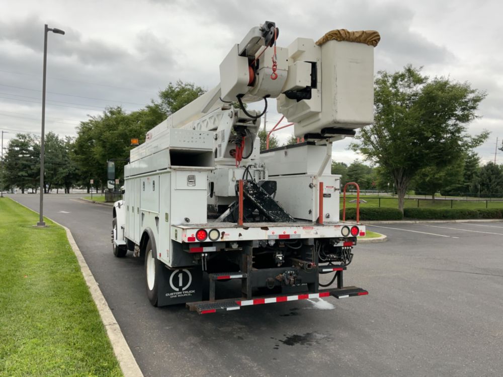 2019 Freightliner M2106 4x2 Terex HRX60 Bucket Truck
