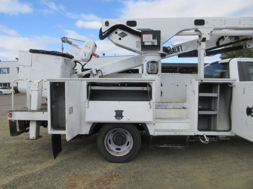 2019 Ford F-550 4x4 Versalift VST-47-MHI Bucket Truck
