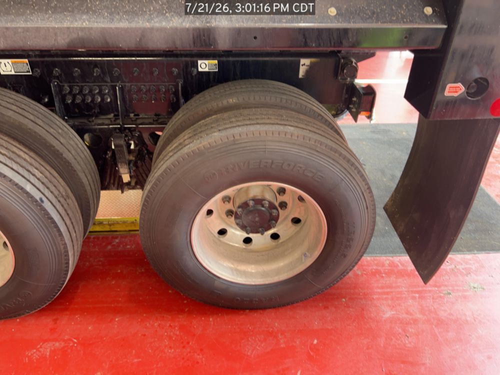 2026 Peterbilt 567 10x4 18' Load King Dump Truck