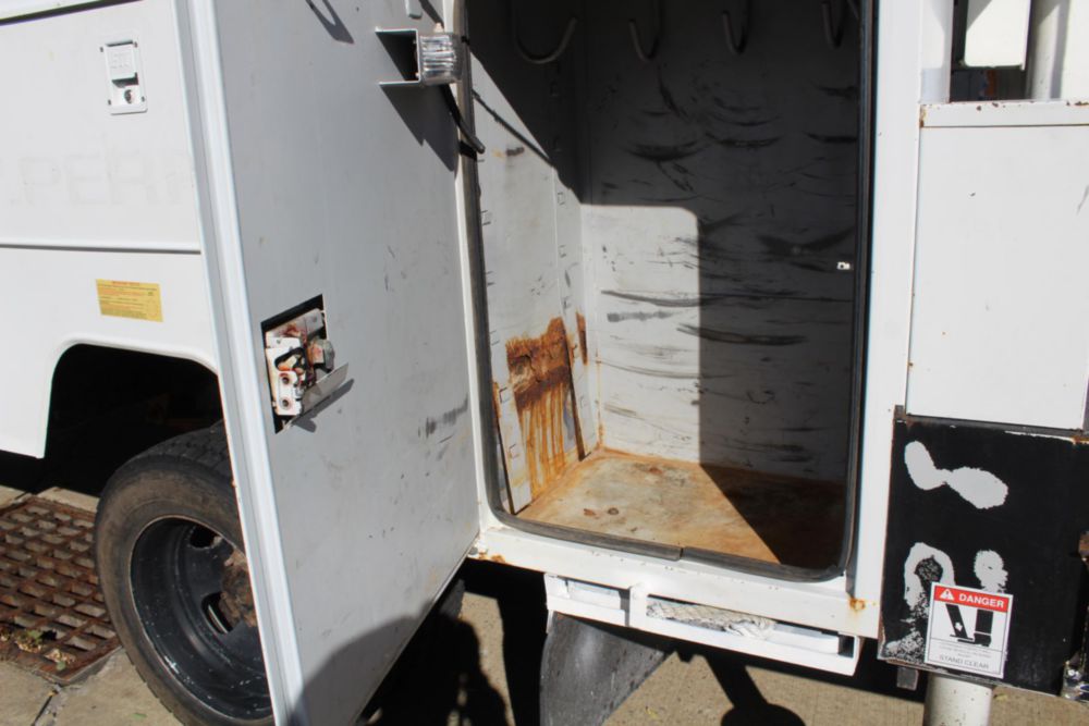 2010 Dodge 5500 4x4 ETI ETC MH-37IH Material Handler Bucket Truck