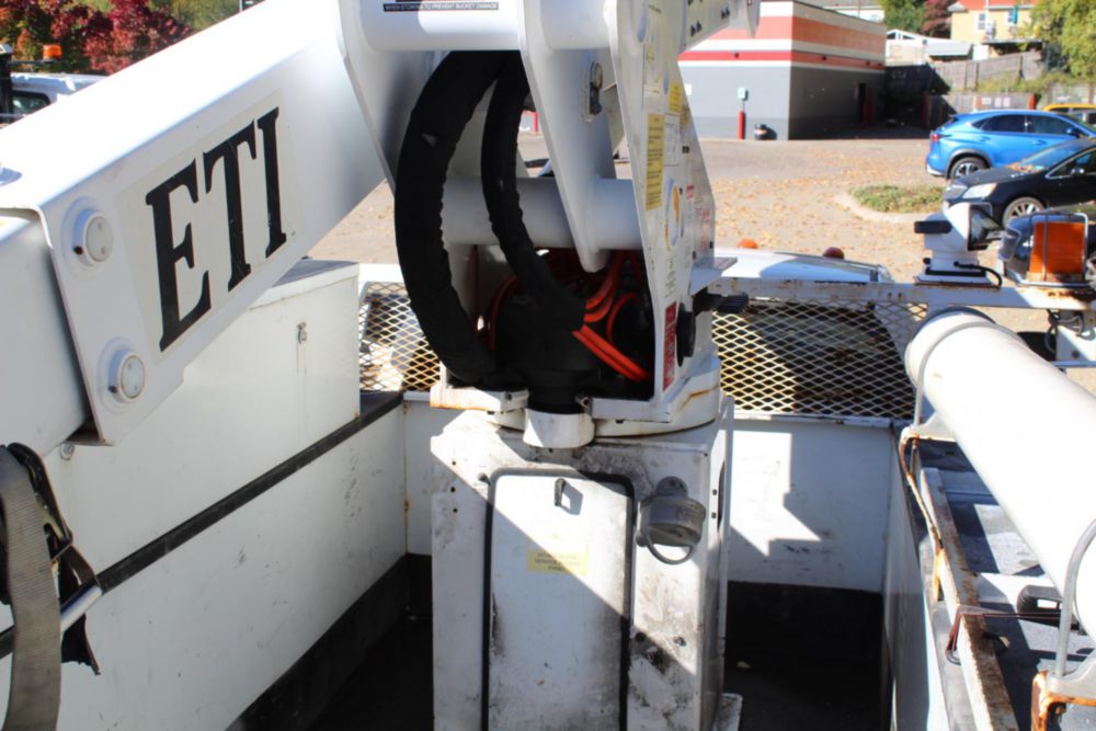 2010 Dodge 5500 4x4 ETI ETC MH-37IH Material Handler Bucket Truck