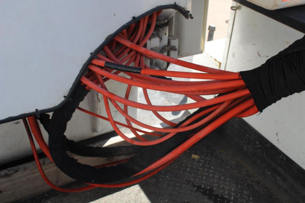 2010 Dodge 5500 4x4 ETI ETC MH-37IH Material Handler Bucket Truck