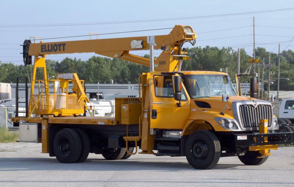 10 tons 56 ft 13,390 lbs Hi-Rail Boom Truck