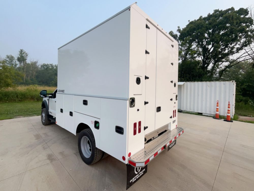 2026 Ford F600 4x4 Service Truck