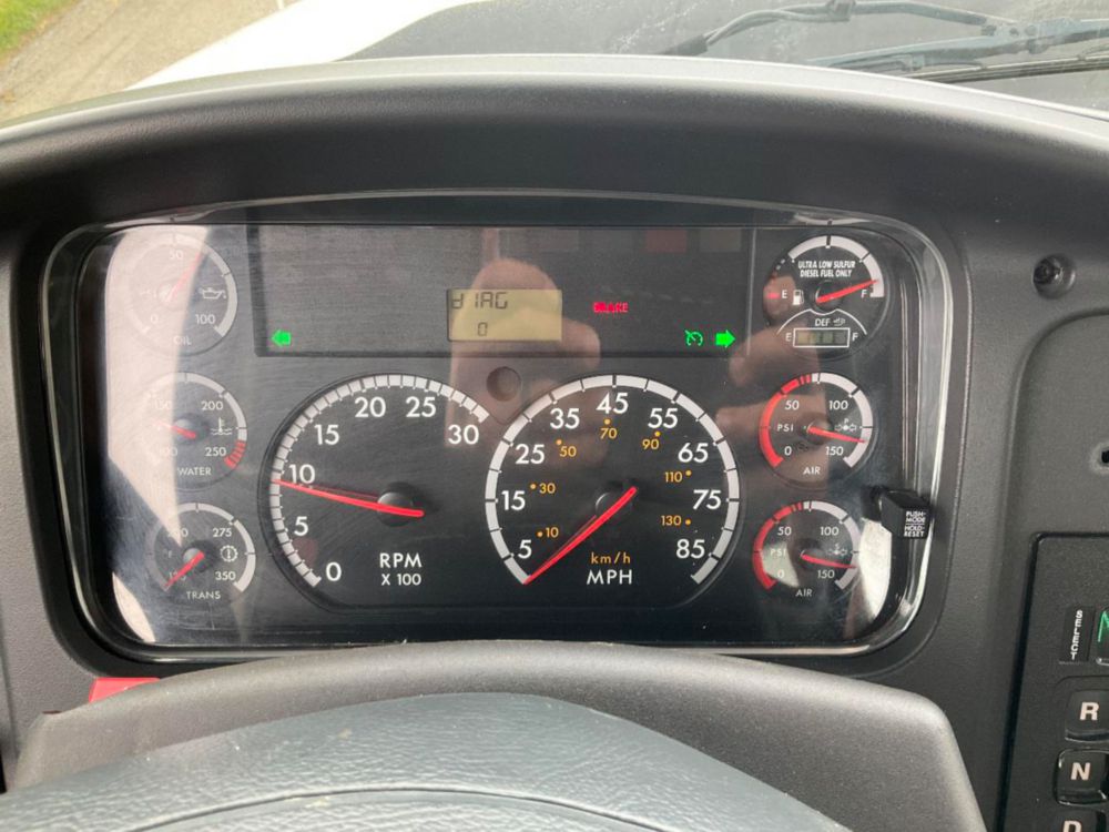 2015 Freightliner 108SD Elliott 1870F 18 Ton Boom Truck