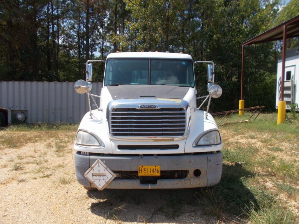 2006 Tandem UNK 700 bbl Vacuum Truck