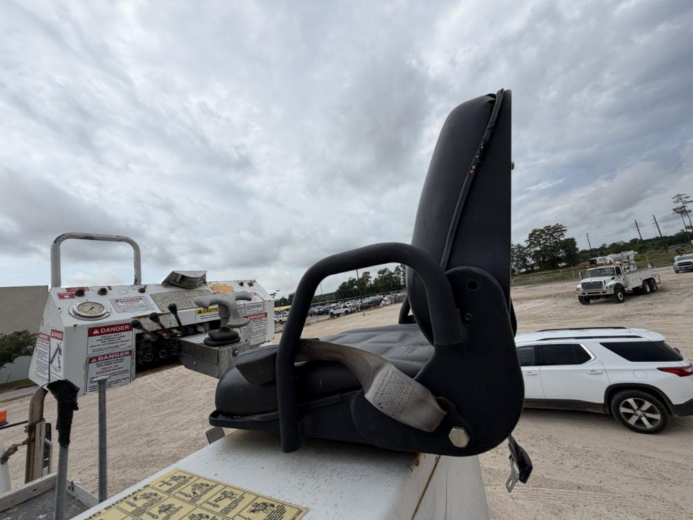 2017 Freightliner M2 Terex Commander 4047 Digger Derrick Truck