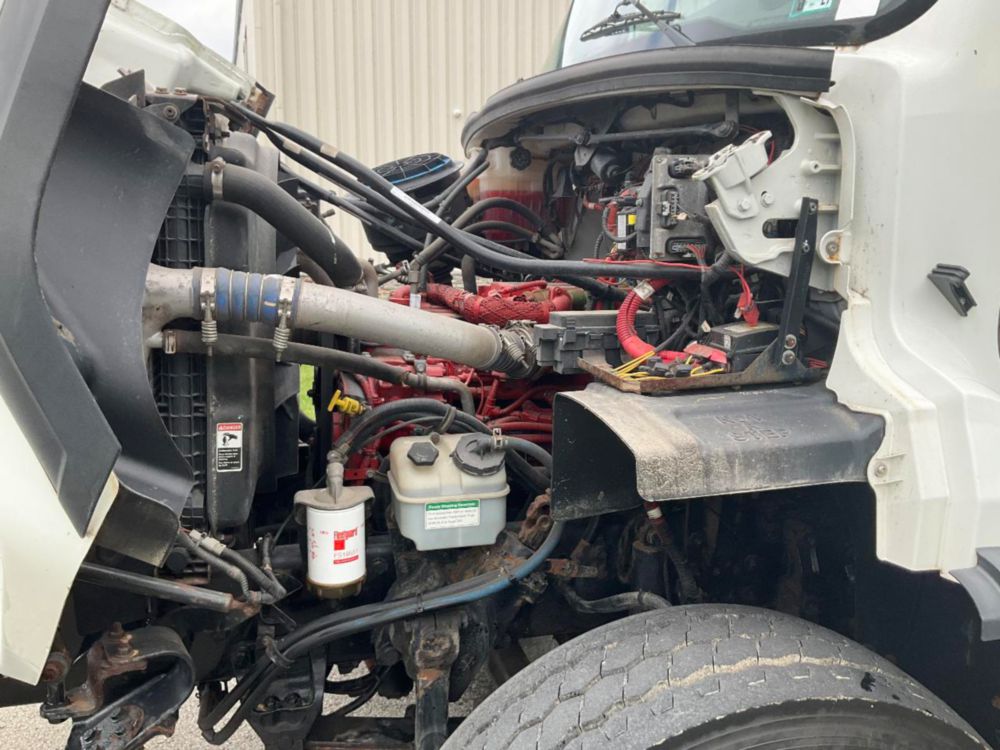 2015 Freightliner 108SD Elliott 1870F 18 Ton Boom Truck