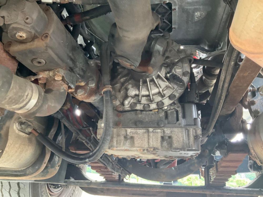 2015 Freightliner 108SD Elliott 1870F 18 Ton Boom Truck