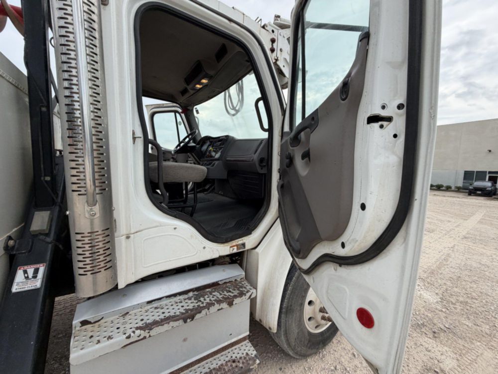 2017 Freightliner M2 Terex Commander 4047 Digger Derrick Truck