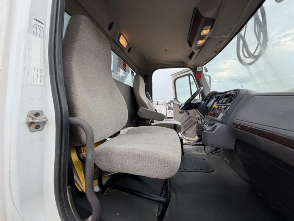 2017 Freightliner M2 Terex Commander 4047 Digger Derrick Truck