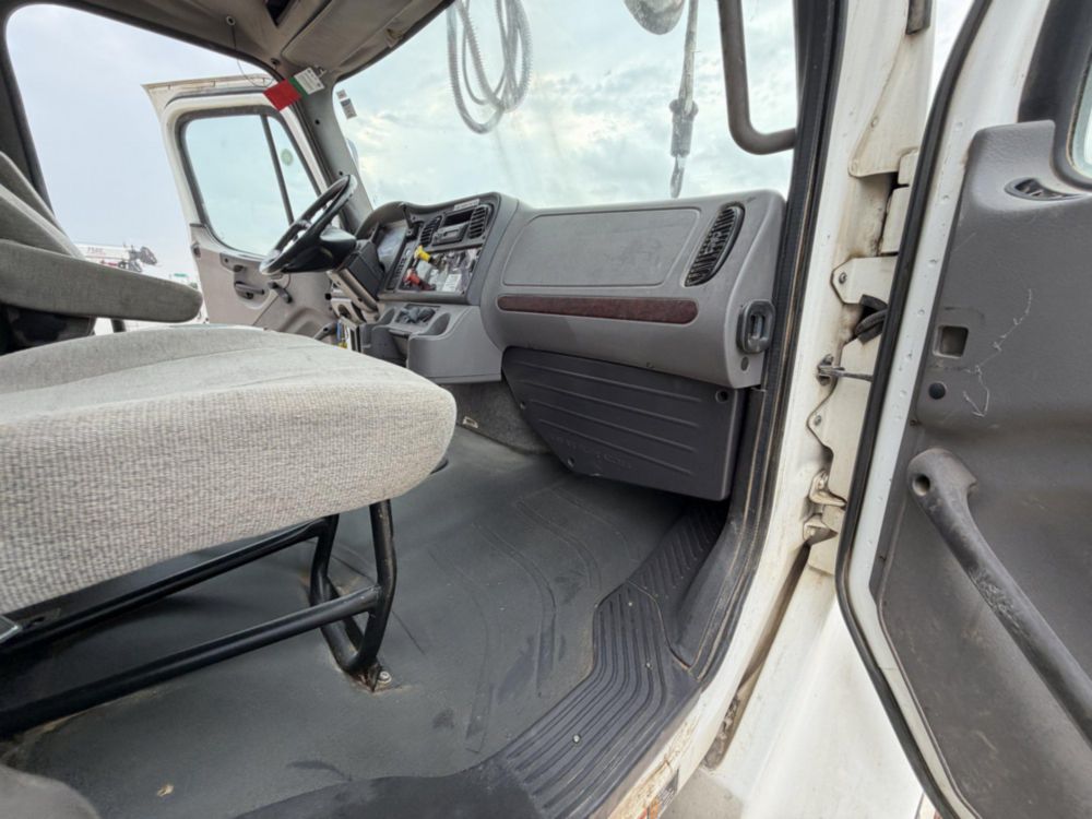 2017 Freightliner M2 Terex Commander 4047 Digger Derrick Truck