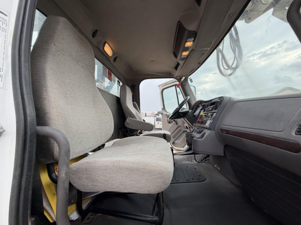 2017 Freightliner M2 Terex Commander 4047 Digger Derrick Truck