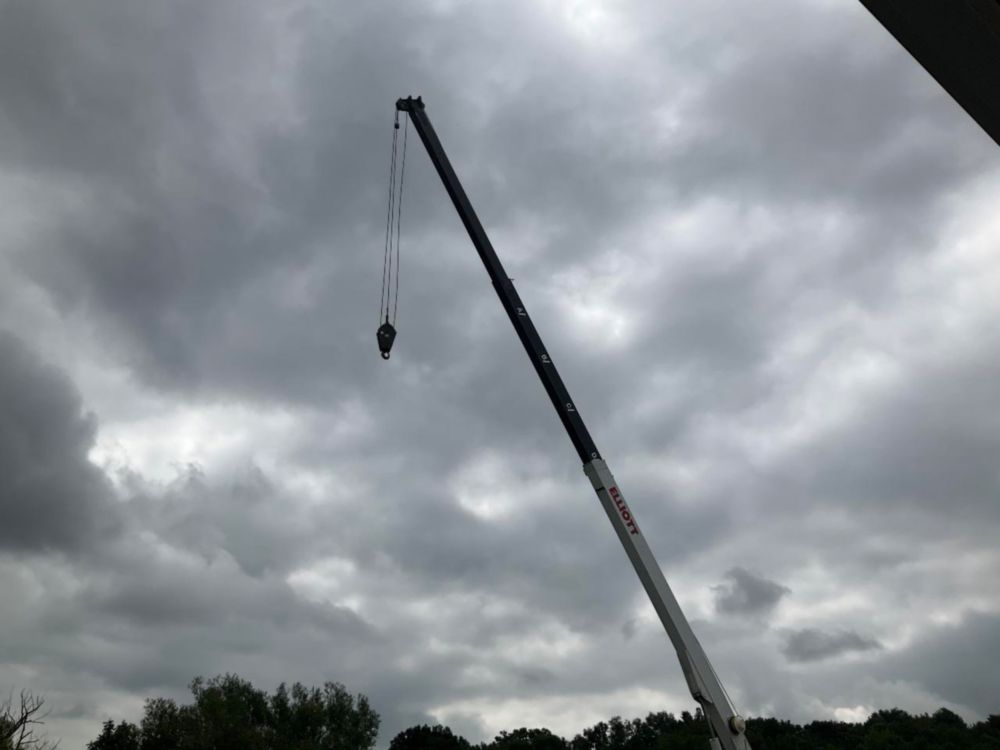 2015 Freightliner 108SD Elliott 1870F 18 Ton Boom Truck