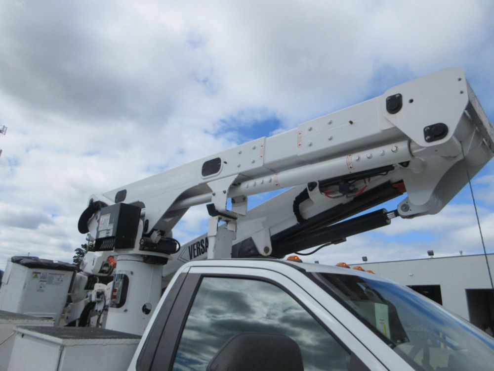 2019 Ford F-550 4x4 Versalift VST-47-MHI Bucket Truck